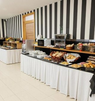 asturias-hotel-ciudad-cangas-de-onis-breakfast